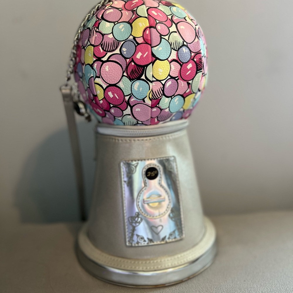 Betsey Johnson Pastel Rainbow Gumball Machine Bag 🍭